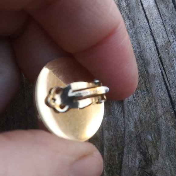 Gold filled round floral etched clip earrings 1 20 12K GF BAB - Picture 11 of 14